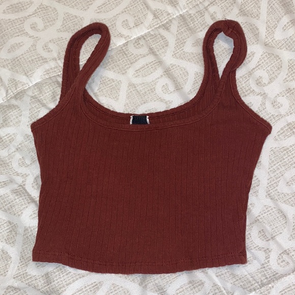 Brown cropped tank - Picture 1 of 4